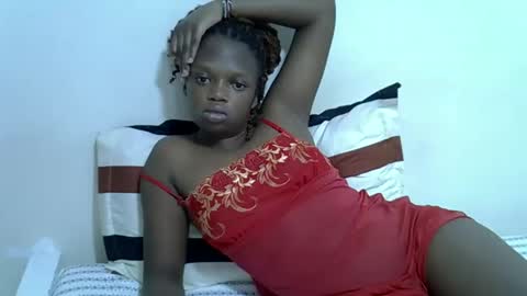 candiemaya online show from October 22, 7:08 am