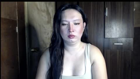Snapshot of candiiice18 chatting on January 19, 7:34 am candiiice18 online show from January 19, 7:34 am