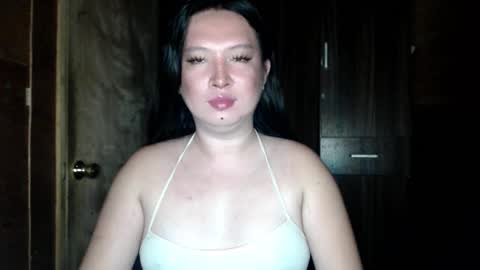 Snapshot of candiiice18 chatting on March 7, 2:58 pm candiiice18 online show from March 7, 2:58 pm