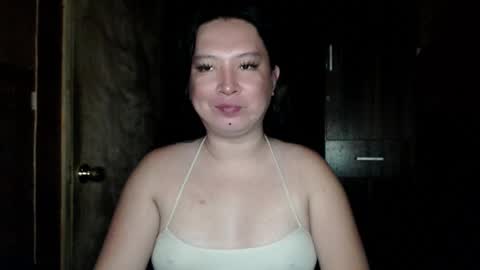 Snapshot of candiiice18 chatting on March 8, 7:12 am candiiice18 online show from March 8, 7:12 am