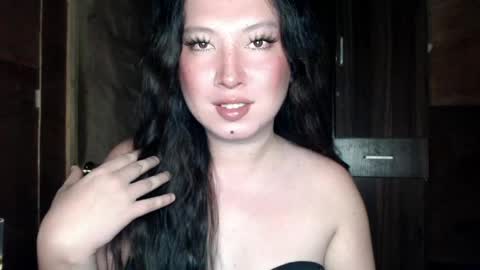 Snapshot of candiiice18 chatting on March 17, 6:44 pm candiiice18 online show from March 17, 6:44 pm