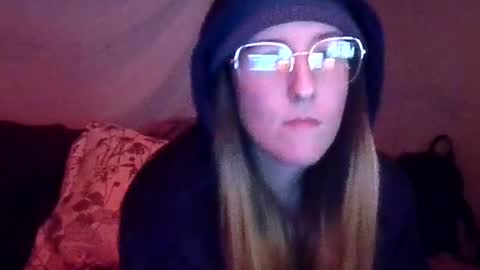 Candi online show from December 1, 9:14 am