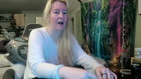 Snapshot of candismiths chatting on May 14, 7:04 am Candi online show from May 14, 7:04 am