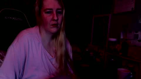 Candi online show from July 20, 1:20 am