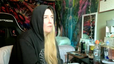 Candi online show from July 28, 8:52 pm