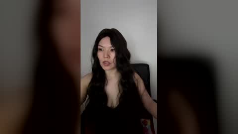 Grace online show from April 2, 8:50 pm