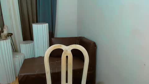 Candy online show from March 12, 8:09 am