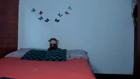 Candy  Brown online show from February 24, 1:09 pm