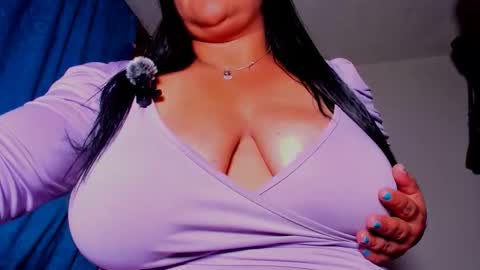 Candy  Brown online show from March 26, 1:33 am