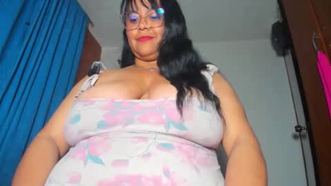 Snapshot of candy_browm1 chatting on April 29, 1:21 am Candy Brown online show from April 29, 1:21 am