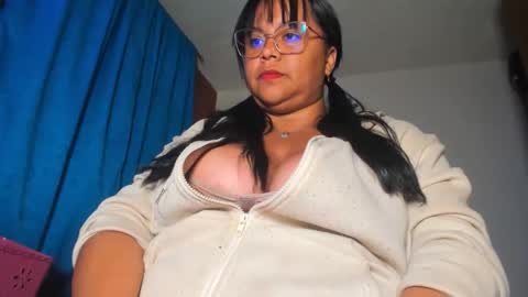 Snapshot of candy_browm1 chatting on May 19, 1:56 am Candy Brown online show from May 19, 1:56 am