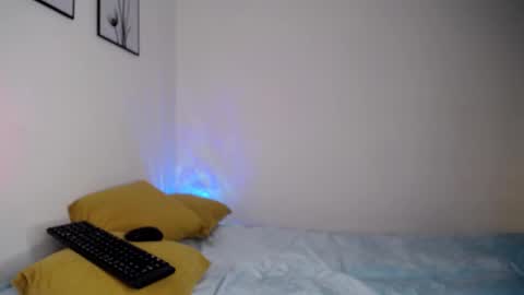   online show from February 27, 6:09 pm