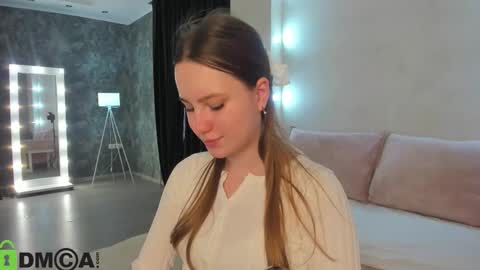 Candy online show from October 14, 9:10 am