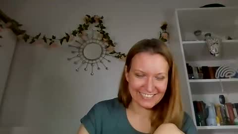 Snapshot of candy_cougar82 chatting on July 8, 8:19 am Candy Cougar online show from July 8, 8:19 am