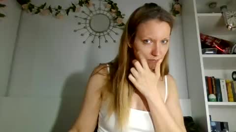 Snapshot of candy_cougar82 chatting on July 16, 8:09 am Candy Cougar online show from July 16, 8:09 am