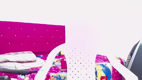 CANDY DUSTANO online show from January 8, 9:55 pm