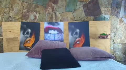 Jolie online show from February 7, 9:35 am