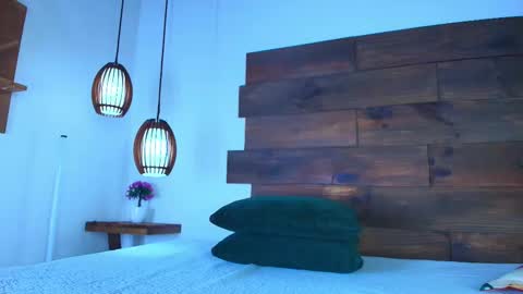 Jolie online show from March 14, 9:31 pm