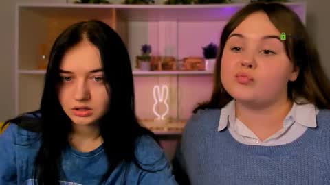 candy flossie1 online show from December 21, 7:32 pm