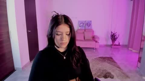 candy_fox_19 online show from December 19, 12:45 pm