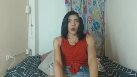 candy_hot_trans online show from January 24, 5:53 pm