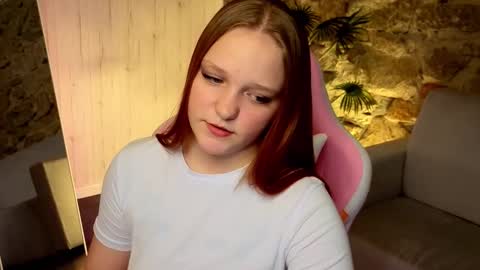 Snapshot of candy_lir chatting on February 10, 9:02 am Candy online show from February 10, 9:02 am