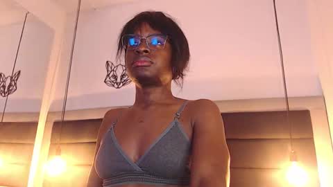 Snapshot of candy_lovee6 chatting on February 24, 8:18 pm CANDY LOVE DANNA online show from February 24, 8:18 pm