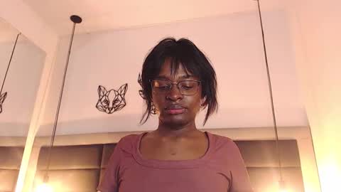 Snapshot of candy_lovee6 chatting on March 1, 9:28 pm CANDY LOVE DANNA online show from March 1, 9:28 pm