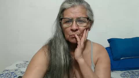 candy online show from November 6, 12:44 am