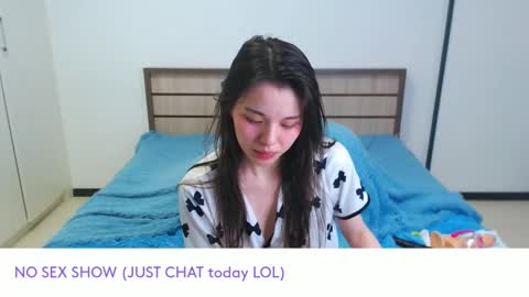 Snapshot of candy_milika chatting on March 3, 4:14 pm Milika  online show from March 3, 4:14 pm