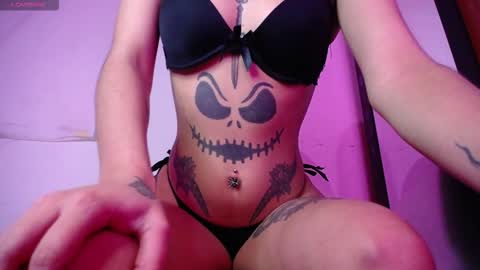 Snapshot of candy_scarce16 chatting on October 8, 9:01 pm Sharon online show from October 8, 9:01 pm