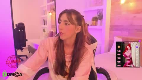 Snapshot of candy_summer28_ chatting on July 18, 7:39 pm CANDY online show from July 18, 7:39 pm