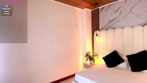 candyclair01 online show from December 3, 7:56 pm