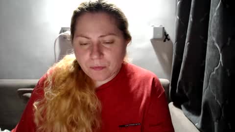 Snapshot of candycream74 chatting on February 22, 10:42 pm Laura online show from February 22, 10:42 pm