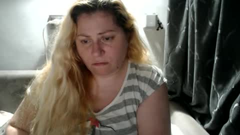 Snapshot of candycream74 chatting on March 3, 11:14 pm Laura online show from March 3, 11:14 pm