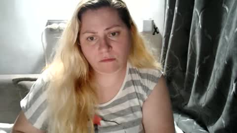 Snapshot of candycream74 chatting on March 6, 8:48 pm Laura online show from March 6, 8:48 pm