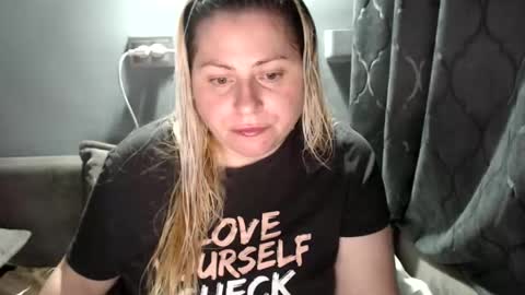 Snapshot of candycream74 chatting on October 11, 8:07 pm Laura online show from October 11, 8:07 pm