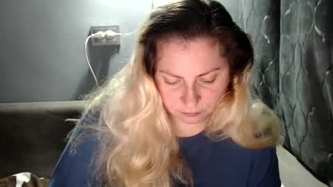 Snapshot of candycream74 chatting on October 28, 5:48 pm Laura online show from October 28, 5:48 pm