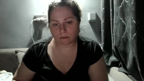 Snapshot of candycream74 chatting on November 21, 5:11 pm Laura online show from November 21, 5:11 pm