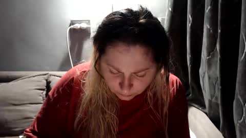 Laura online show from February 21, 9:27 pm