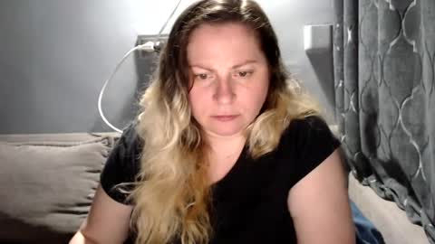 Snapshot of candycream74 chatting on July 13, 12:57 am Laura online show from July 13, 12:57 am