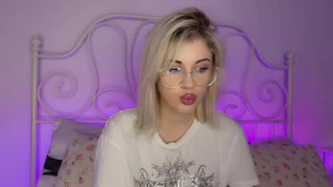 You can call me HH online show from November 28, 4:20 pm