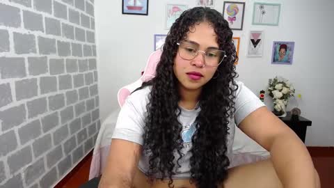 Karen online show from March 9, 7:15 pm