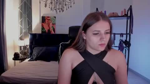 Sofia online show from February 7, 4:06 am