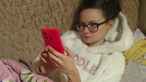 say meow and send tip  online show from December 28, 8:04 pm