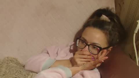 say meow and send tip  online show from October 18, 11:00 am