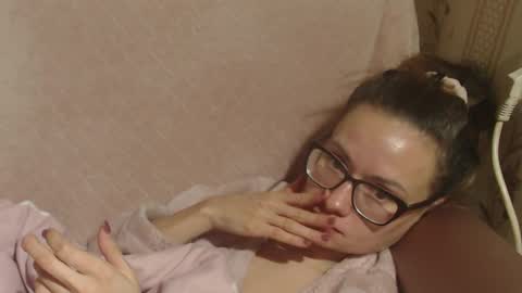 say meow and send tip  online show from December 13, 11:43 pm