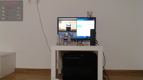 Snapshot of candyliciousss chatting on December 27, 6:42 pm candyliciousss online show from December 27, 6:42 pm