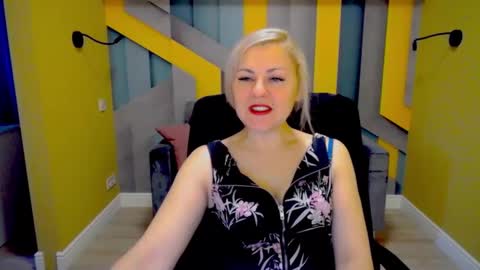 CandyLons online show from December 3, 6:26 am