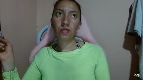 candymilfff online show from April 23, 2:46 am